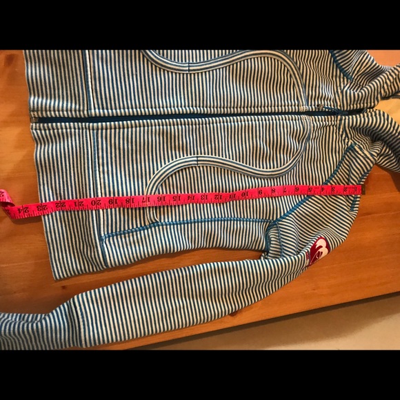 Rare Lululemon scuba hoodie - Picture 7 of 9